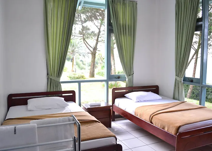 Hotel Ltc Villa Lotus Cipanas Puncak